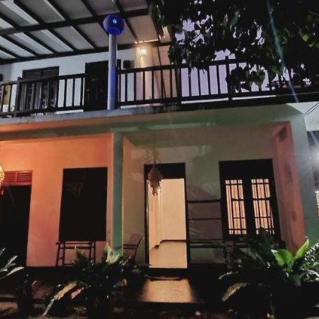 Sundance Surf Coconut Point Weligama Exterior foto