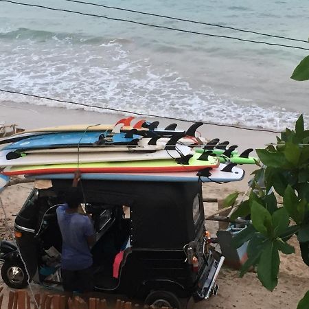 Sundance Surf Coconut Point Weligama Exterior foto